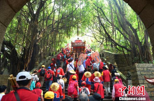 台湾北投慈后宫首次组团到“妈祖故里”谒祖进香