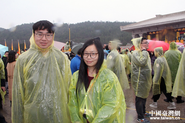 两岸三地万人丙申清明公祭轩辕黄帝 25台湾青年参加