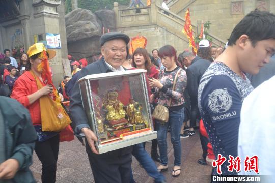 妈祖故里福建湄洲掀起“天下妈祖回娘家”高潮