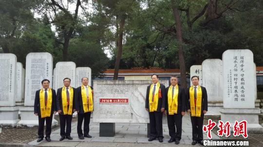 丙申年海峡两岸炎帝陵祭祖典礼。　付敬懿 摄