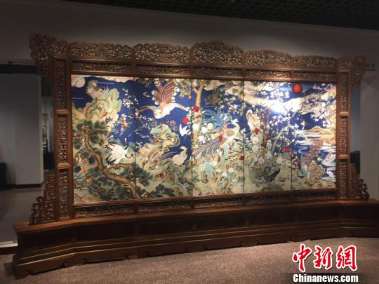 300余件景泰蓝作品亮相文博会平板景泰蓝首次展出